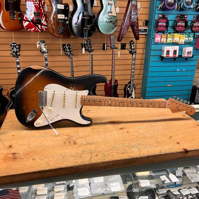 Fender Road Worn 50's Stratocaster Electric Guitar image 1