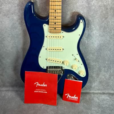 FENDER DELUXE PLAYERS STRAT (Made in Mexico) electric guitars for
