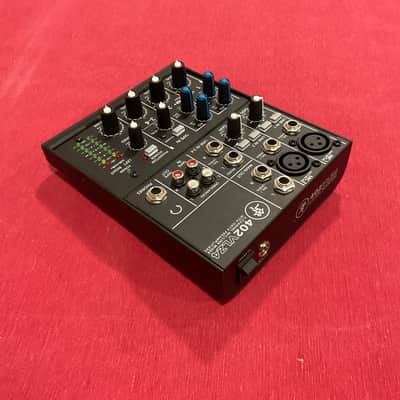 Mackie 402VLZ4 4-Channel Mic / Line Mixer image 2