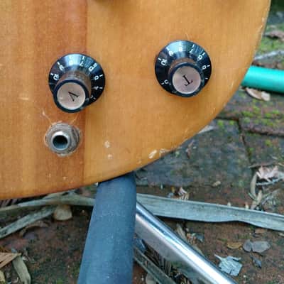 Madeira MB-100 (Guild) Short Scale Bass 1970s Natural MIJ image 6