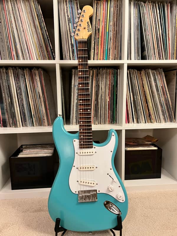 LÕM  Vietnamese Electric Guitar standard  2022 Yay ninh blue image 1