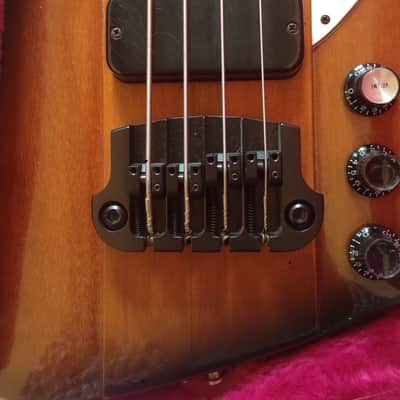 Gibson Thunderbird 1990 Burst image 7