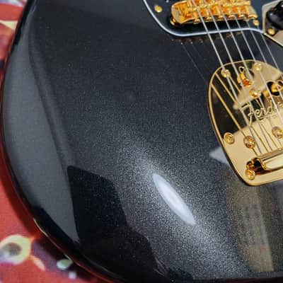 *NEW IN BOX* 2026 Fender Japan Limited Edition Traditional Collection, 60's Jaguar Black Pearl Gold with Matching Headstock, MIJ image 9