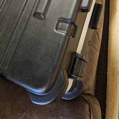 Yamaha MG166CX 16 Channel Mixer With SKB Tilting Hard Case image 9