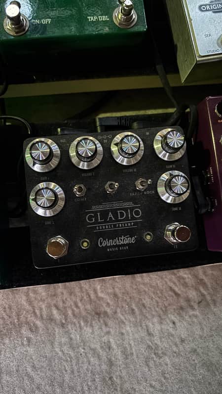 Cornerstone Gladio - Black Edition Bild 1