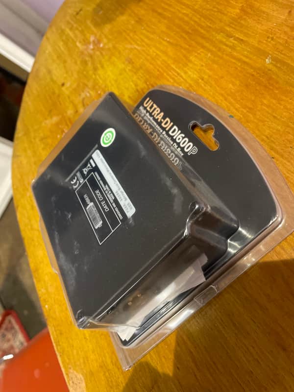 Behringer Ultra-DI DI600P Passive Direct Box 2015 - Present - Black image 1