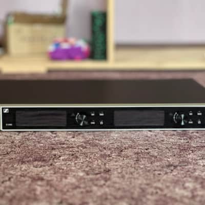 Sennheiser EM 6000 2-Channel Digital Wireless Receiver 470-714MHZ image 1