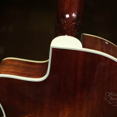 Eastman Vignola Signature Model FV680CE-SB image 16