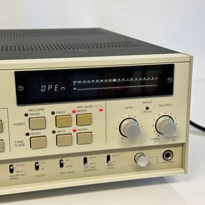 Vintage Fostex D-20 MkII DAT Digital Audio Tape Recorder Deck image 14