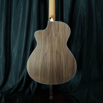 Taylor 212ce Natural image 7