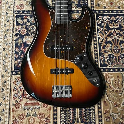 CoolZ bass guitars, electric guitars