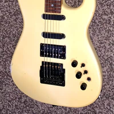 1987 Charvel Model 4 HSS with Rosewood  Fretboard  Pearl White electric guitar made in japan kahler tremolo image 1