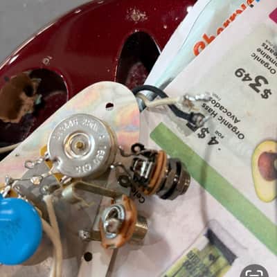Fender ERIC JOHNSON Vintage Loaded 2000 MOD Stratocaster 2000’s - Candy Apple Metalflake image 8