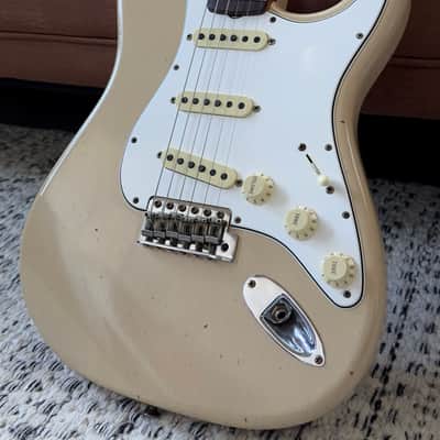 Fender Custom Shop '64 Reissue Stratocaster - Desert Sand image 2