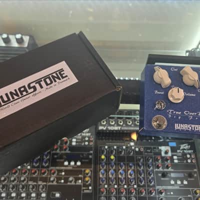 Reverb.com listing, price, conditions, and images for lunastone-big-fella