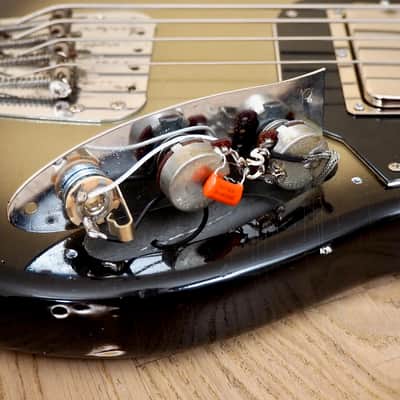 1970s Fender Mustang Bass – Custom Lollar Thunderbird + Riggio Silverburst Relic – 7lbs 13oz image 20