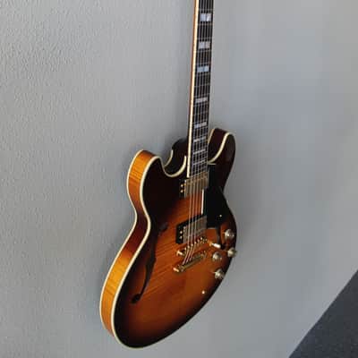 Brand New Yamaha SA2200 OVS Semi-Hollow Electric Guitar - Violin Sunburst image 3