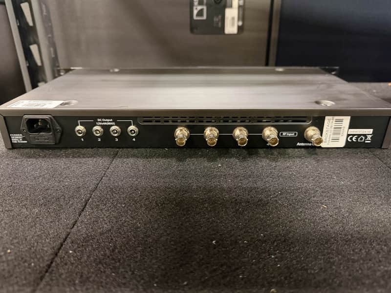 RF Venue COMBINE4 4-channel Antenna Combiner image 1