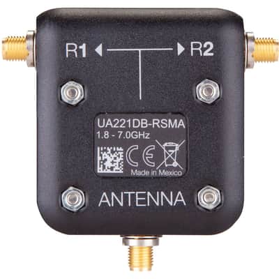 Shure UA221DB-RSMA The UA221DB-RSMA splits an incoming signal into two outgoing signals, allowing two GLXD4R+ receivers to share a single pair of antennas. image 2