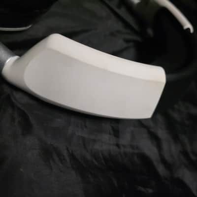 Corsair VOID RGB Elite Wireless Gaming Headset - White image 6