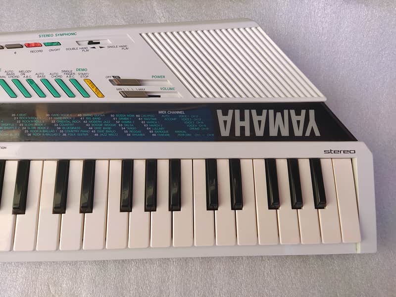 YAMAHA SHS-200 FM Digital Keyboard with MIDI Keytar | Reverb