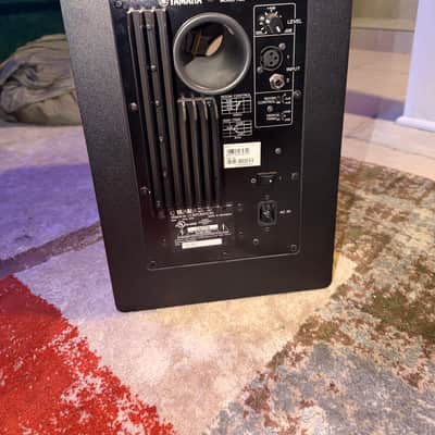 Yamaha HS8 Powered Studio Monitor (Pair) 2015 - Present - Black image 11