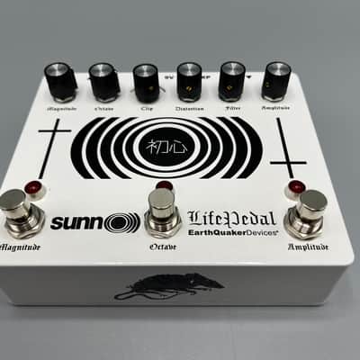 EarthQuaker Devices sunn O))) Life Pedal Octave Distortion + Booster V3 image 2