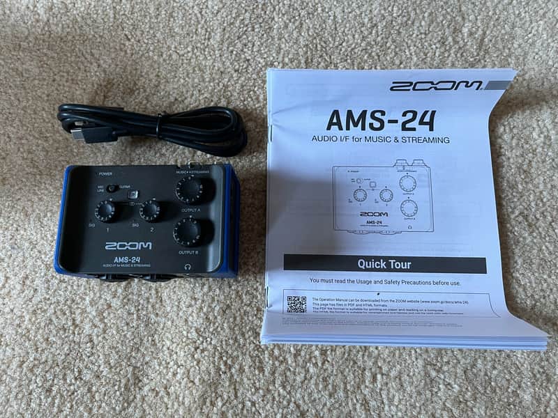 Zoom AMS-24 USB-C Audio Interface for Music and Streaming 2022 - Present - Black / Blue image 1