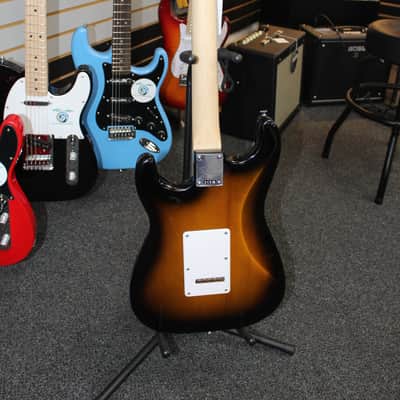Squier Sonic Stratocaster - 2-Color Sunburst image 6