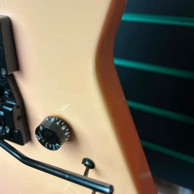 Immagine Gibson Explorer EXP 425 Panther Pink 1986 Electric Guitar - 7