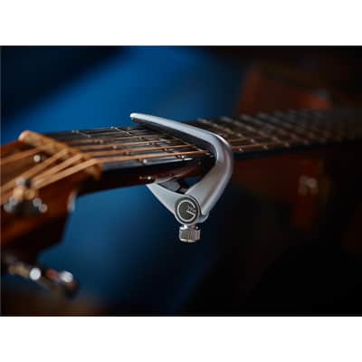 G7 Th Newport 6 String Silver Capo image 3
