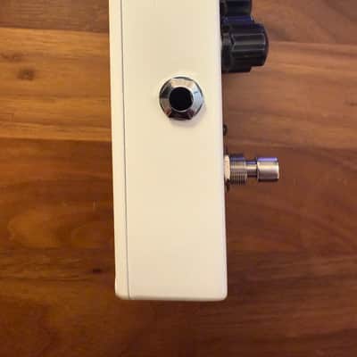 MXR M87 Bass Compressor 2011 - Present White image 3