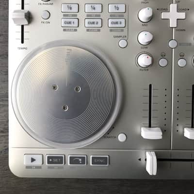 Vestax Spin 2 DJ Controller w/ Power Adapter – Great Condition – Fully Working image 9