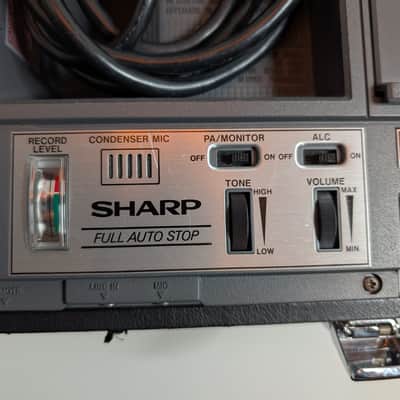 Sharp Professional Series RD-680AV 2000s - Black image 6
