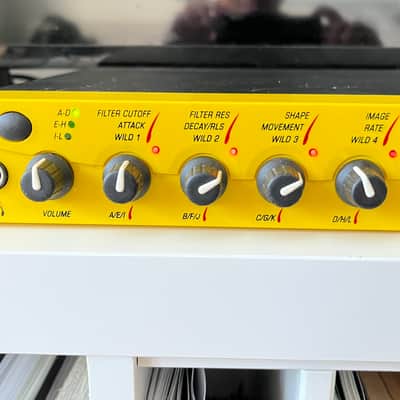E-MU Systems Orbit-3 Rackmount 128-Voice Super Synth 2001 - Yellow image 5