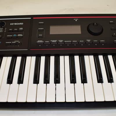 Roland JUNO-DS61 JUNO DS61 61-Key Digital Synthesizer Keyboard w/ Bag image 4