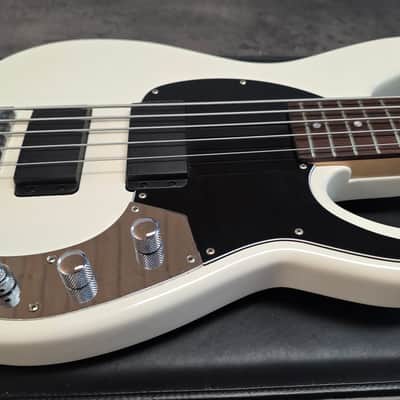 Peavey Forum 5 Bass USA CASE QUEEN Time Capsule - Pearl White 18V Active Humbuckers 34" scale American HH Jazz Rock Bass with Stingray Pickup config image 16