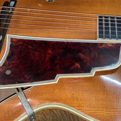 1953 D’Angelico Blond Cutaway New Yorker image 3