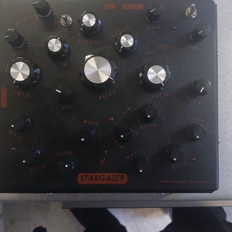 Moffenzeef Modular Stargazer Drone Synth 2023 - Black image 1