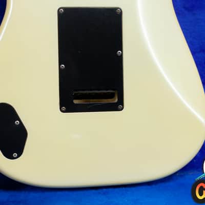 Fender Contemporary Series Stratocaster Deluxe HSS 1986 Frost White -VIDEOSOON- image 18