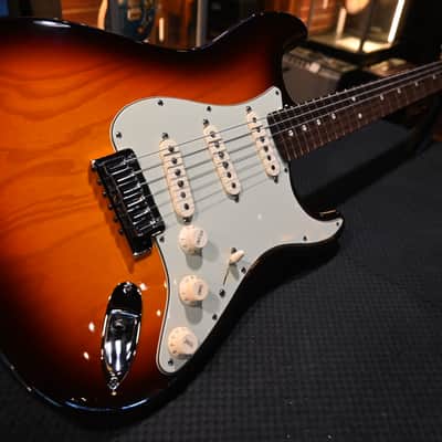 Fender Custom Shop Custom DLX Stratocaster 2009 - Chocolate 3-Tone Sunburst #3314 image 3