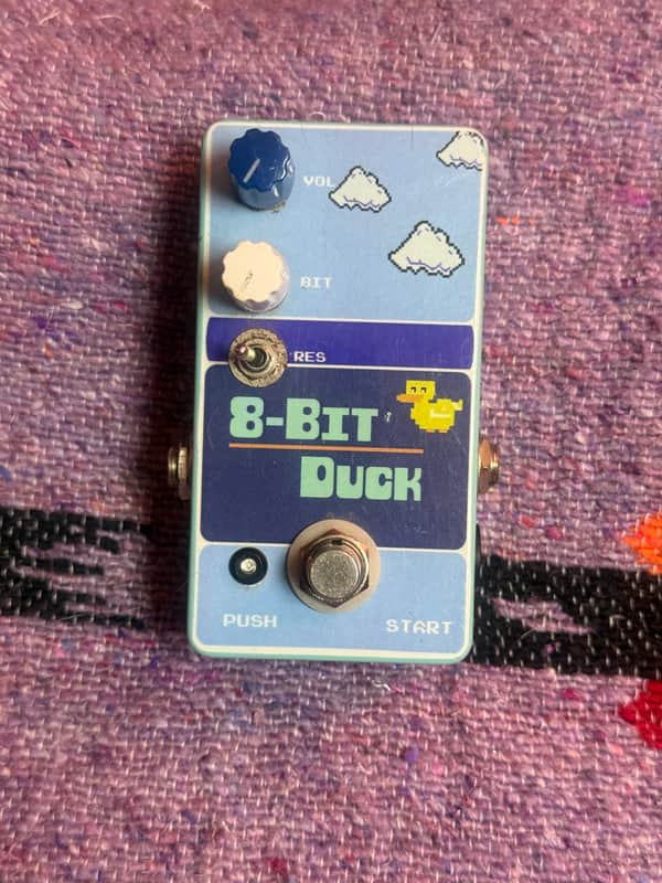 Luck Duck Pedals 8-Bit Duck