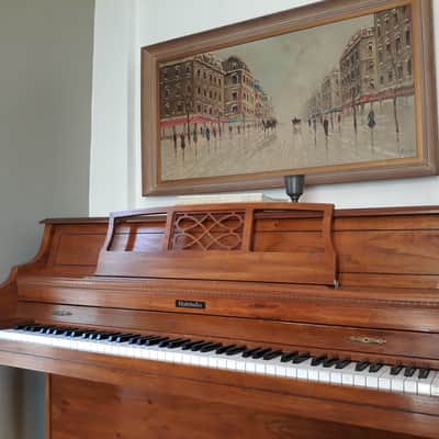 Vintage 1987 Baldwin 623 Upright Piano in Satin Walnut image 6