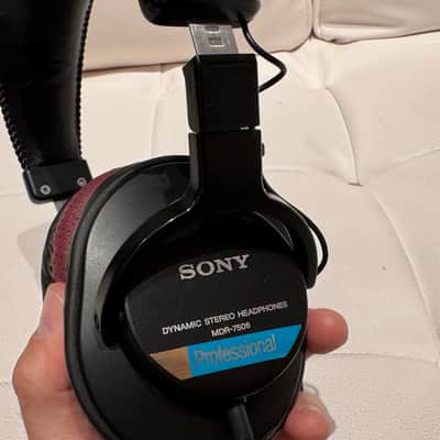 Sony MDR-7506 Studio Headphones 2010s - New Ear Pads image 4