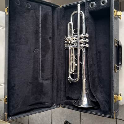 Bach TR200 Bb Trumpet image 3