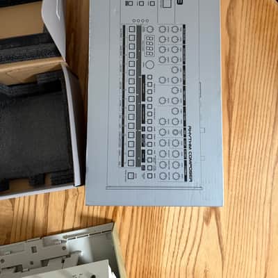 Roland TR-09 Rhythm Composer 2017 - Present - White image 4