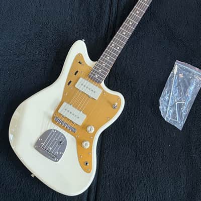Squier J. Mascis Jazzmaster 2025 - Vintage White image 1