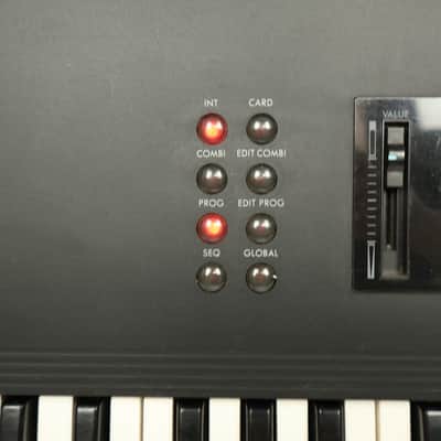 Korg M1 61-Key Music Workstation Synthesizer image 10