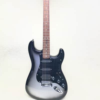 Fender Starcaster Strat electric guitar MINT MFG -2008 BEAUTIFUL PLAYS THE BEST! image 2