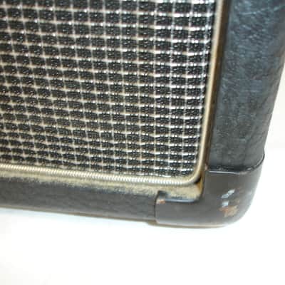 Peavey Triple XXX 212 120-Watt 2x12" Guitar Combo Amp image 17